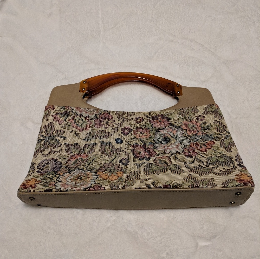 Vintage floral pattern purse